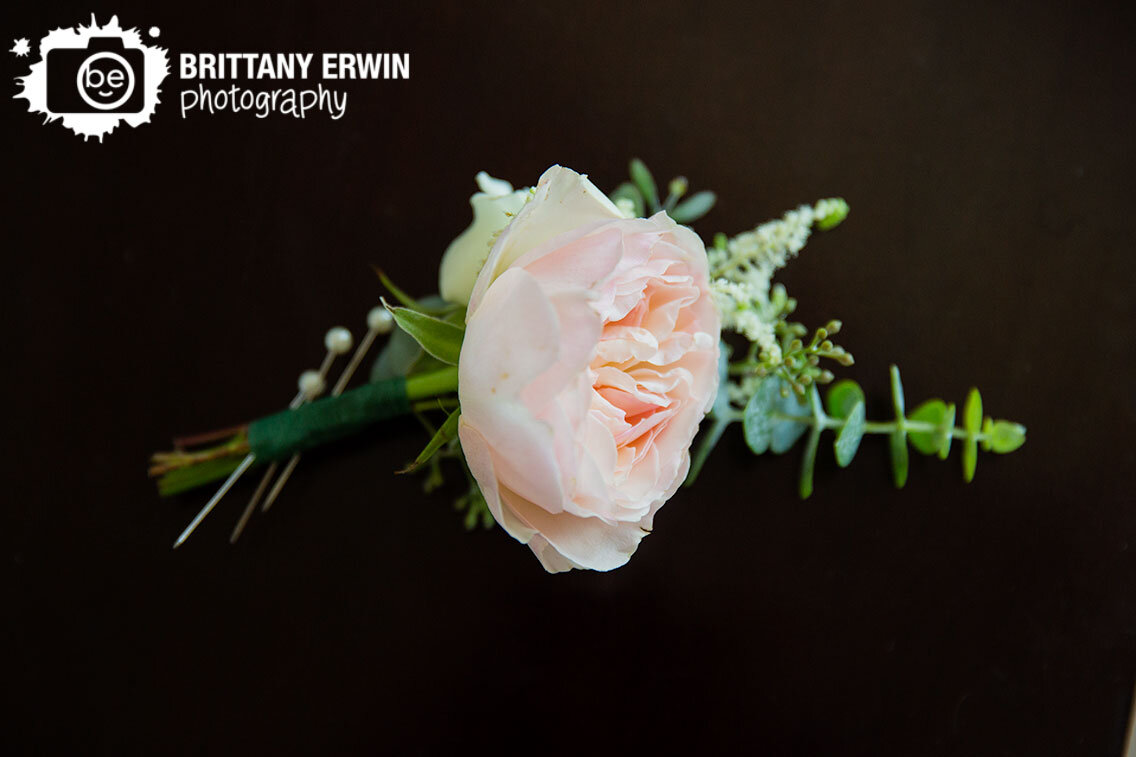 Indianapolis-wedding-photographer-flower-pink-boutonniere-greenery.jpg