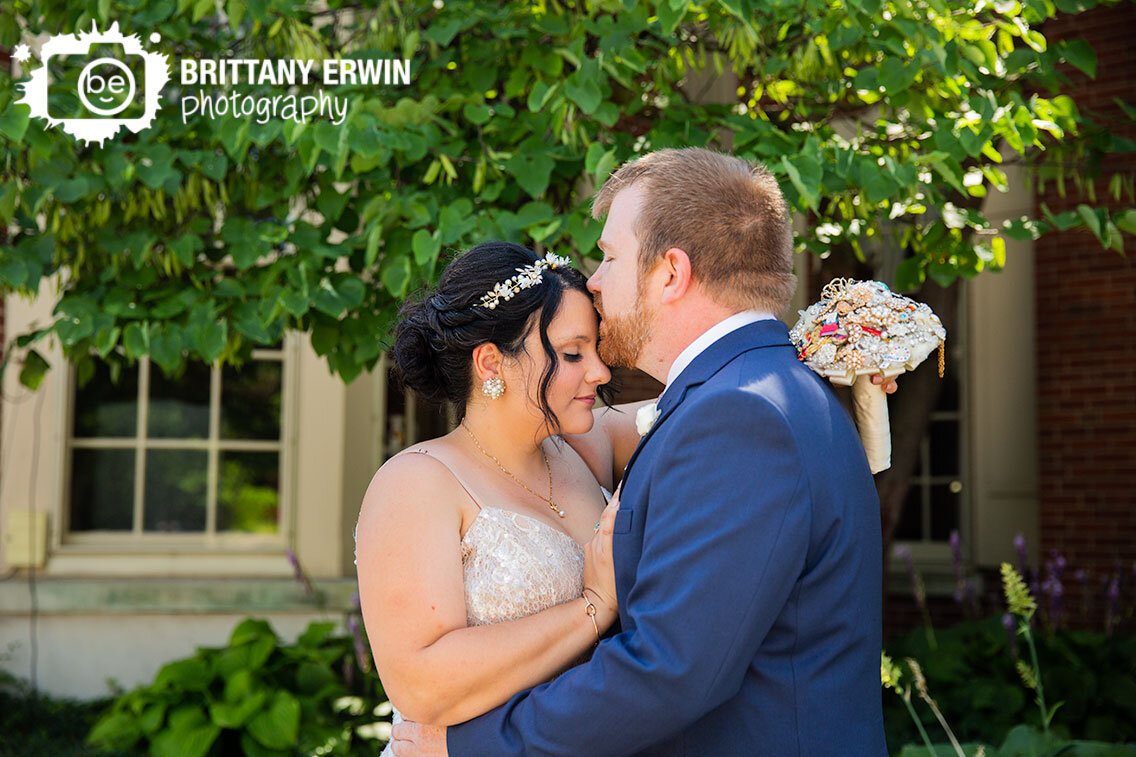 Lafayette-Indiana-wedding-couple-bridal-portrait-photographer.jpg