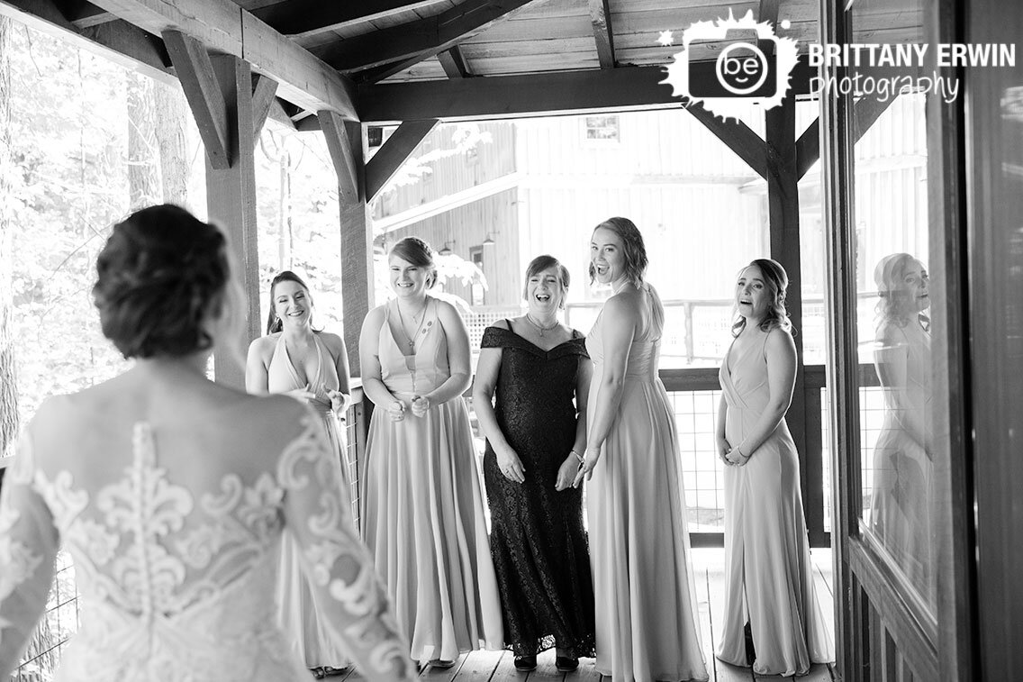 bride-reveal-to-mother-and-bridesmaids-outside-bridal-cottage-at-3-fat-labs.jpg