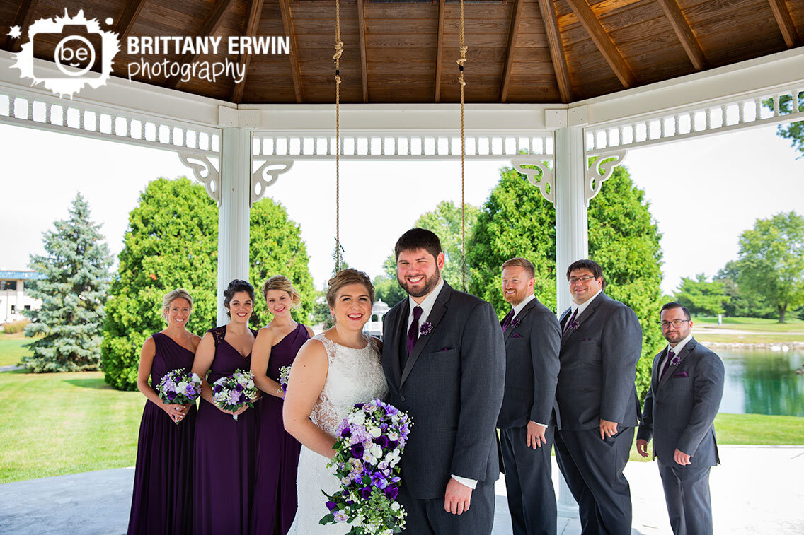 Bridal-party-portrait-bride-and-groom-with-bridesmaids-and-groomsmen.jpg