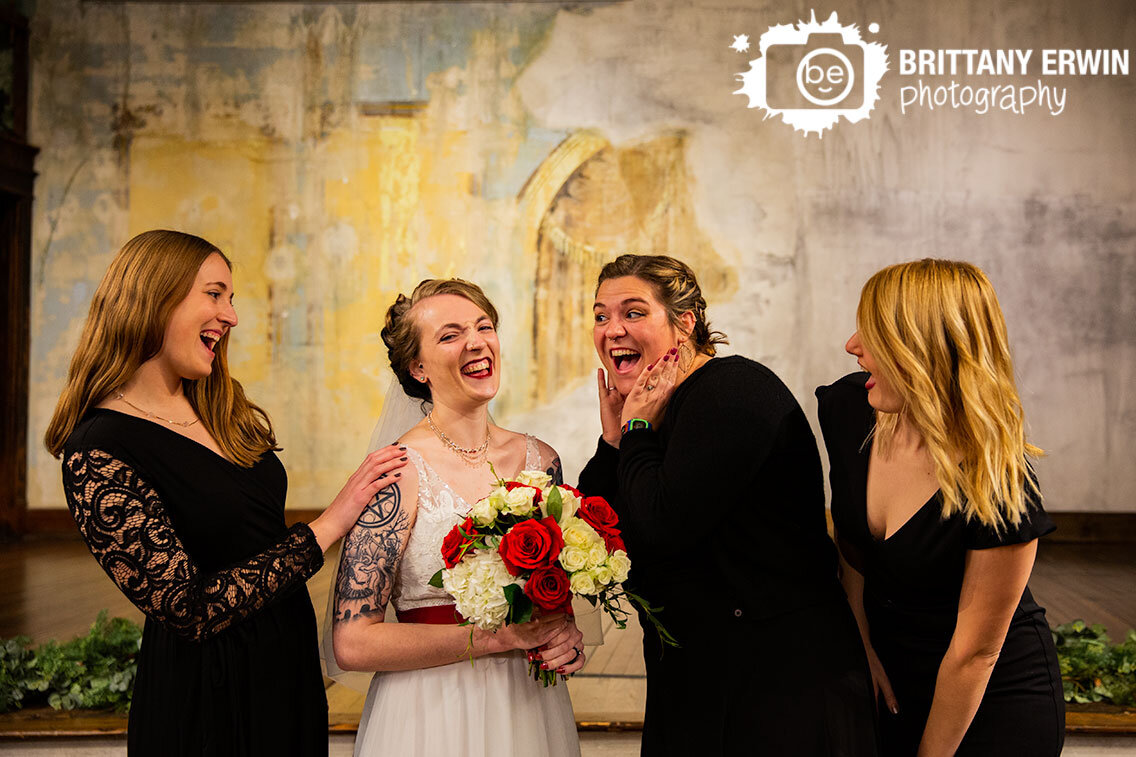 Indianapolis-bridal-party-portrait-bridesmaids-with-bride-fun-group.jpg