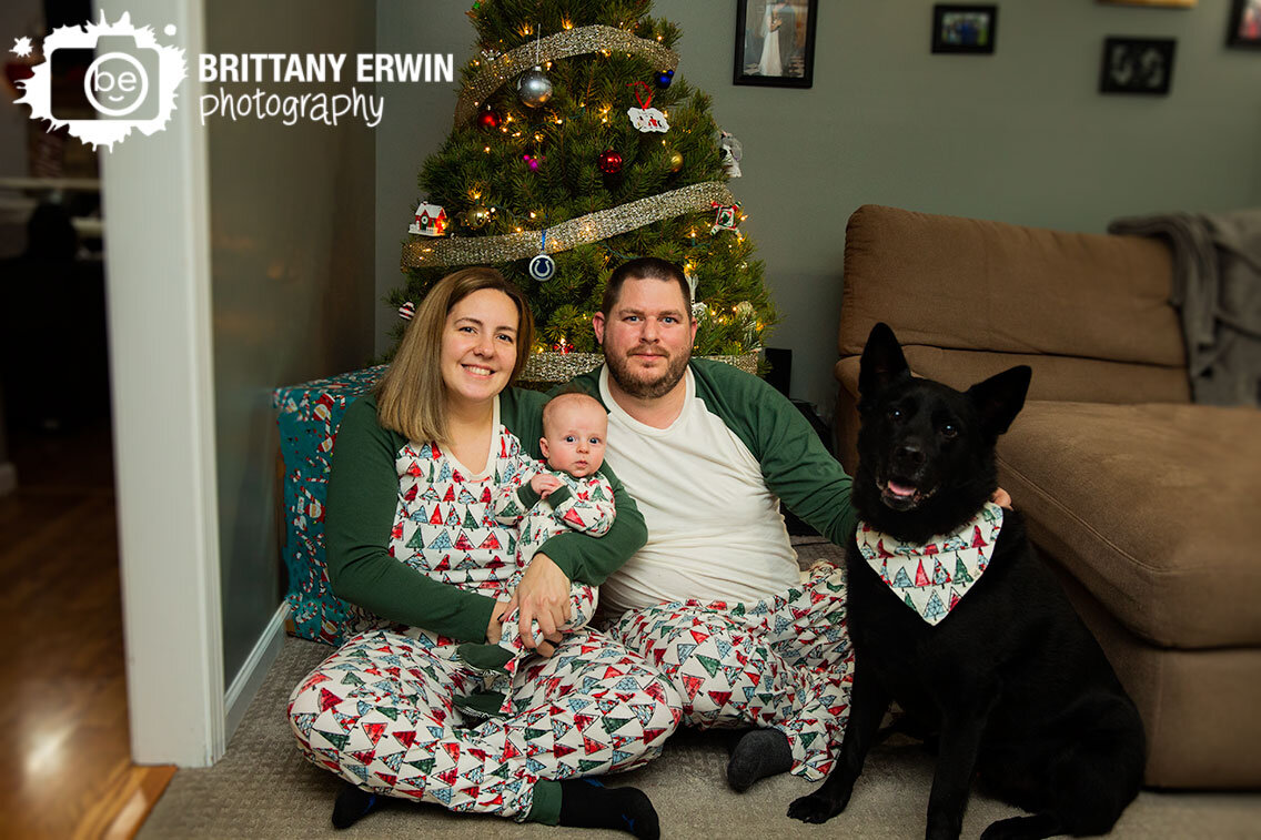 Indianapolis-in-home-portrait-photographer-family-with-tree-pet-dog-matching-pajamas.jpg