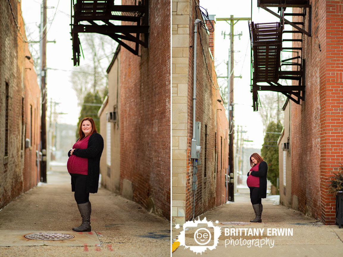Danville-Indiana-maternity-portrait-photographer-brick-alley-with-fire-escape.jpg