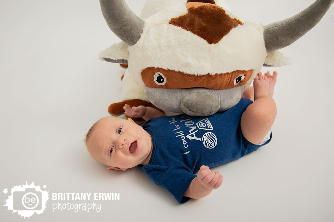 Indianapolis-portrait-photographer-milestone-3-month-portrait-avatar-stuffed-animal.jpg