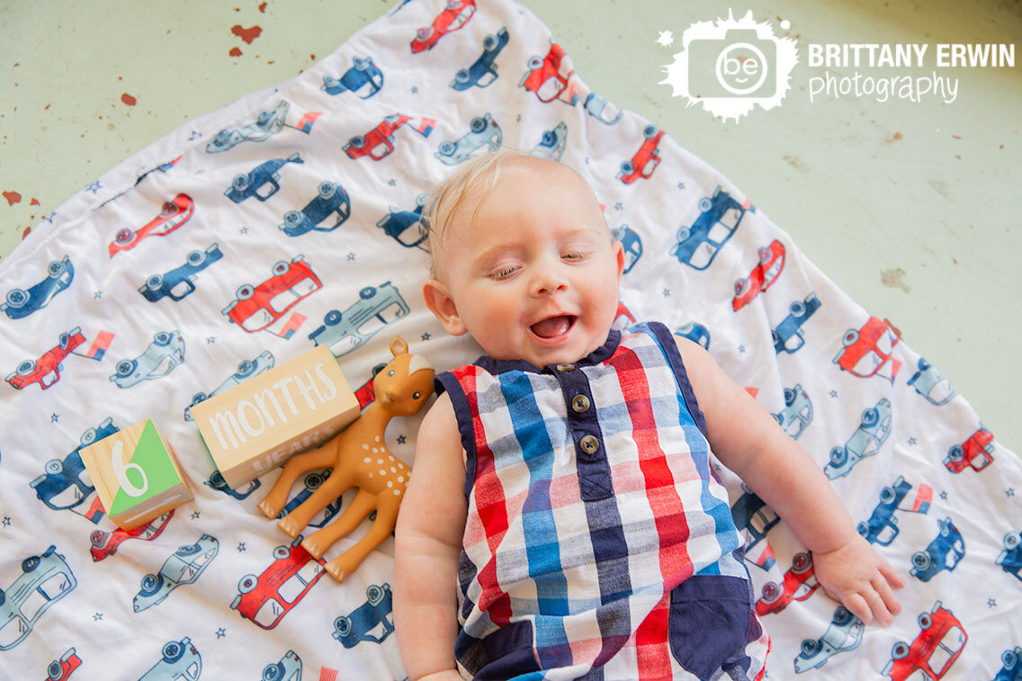 6month-portrait-session-photographer-milestone-baby-boy-with-blocks-fourth-of-july-outfit.jpg