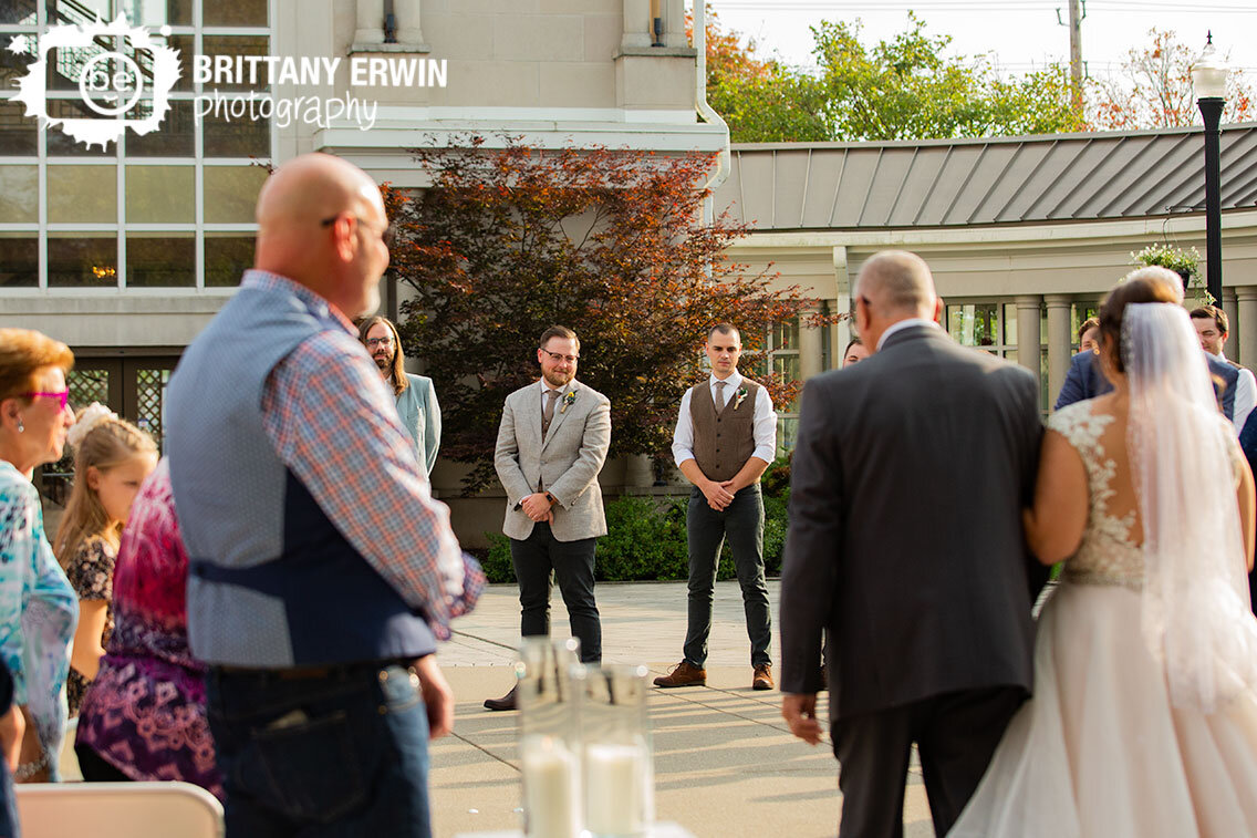 groom-reaction-watching-bride-walk-down-aisle-with-father.jpg