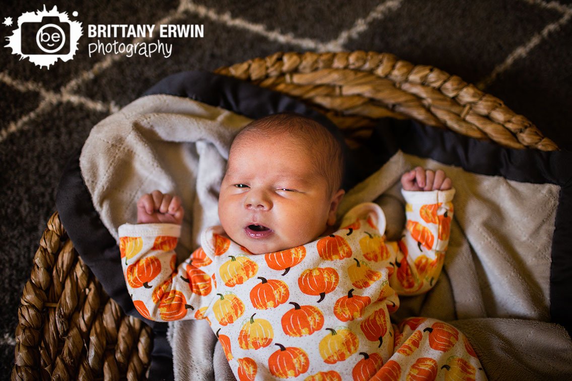 Indianapolis-in-home-lifestyle-newborn-photographer-pumpkin-onesie.jpg