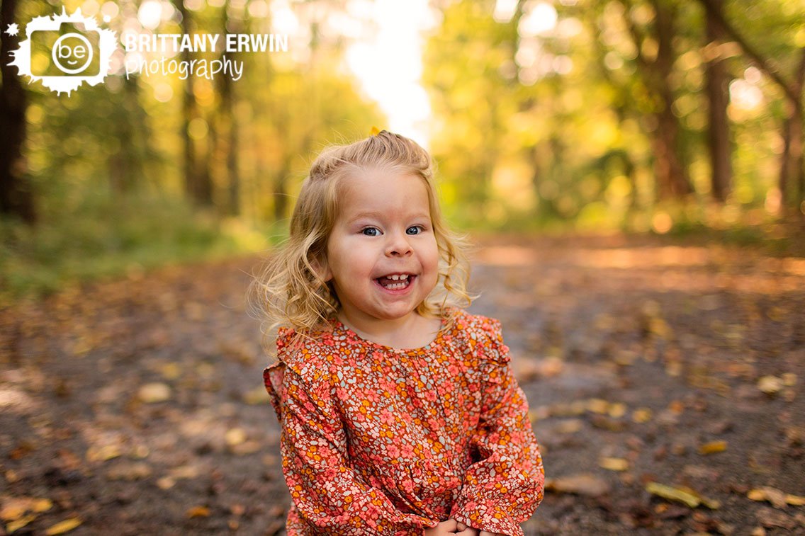 Indianapolis-Eagle-Creek-fall-portrait-photographer-toddler-outside.jpg