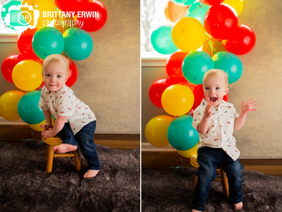 Indianapolis-portrait-photographer-boy-happy-on-stool-with-birthday-balloons.jpg