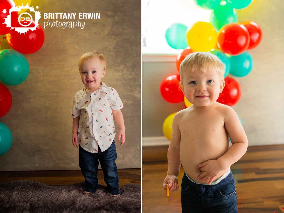 twin-boys-portrait-photographer-stretched-canvas-backdrop-with-balloons.jpg
