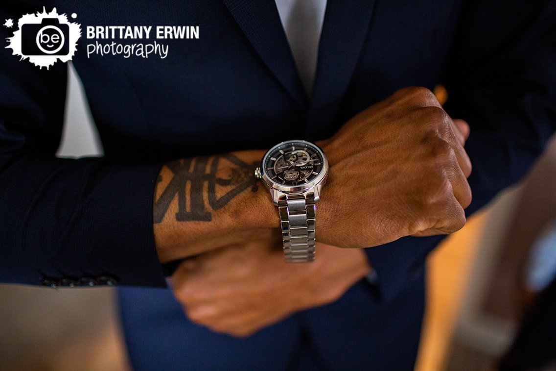 groom-detail-portrait-gift-watch.jpg