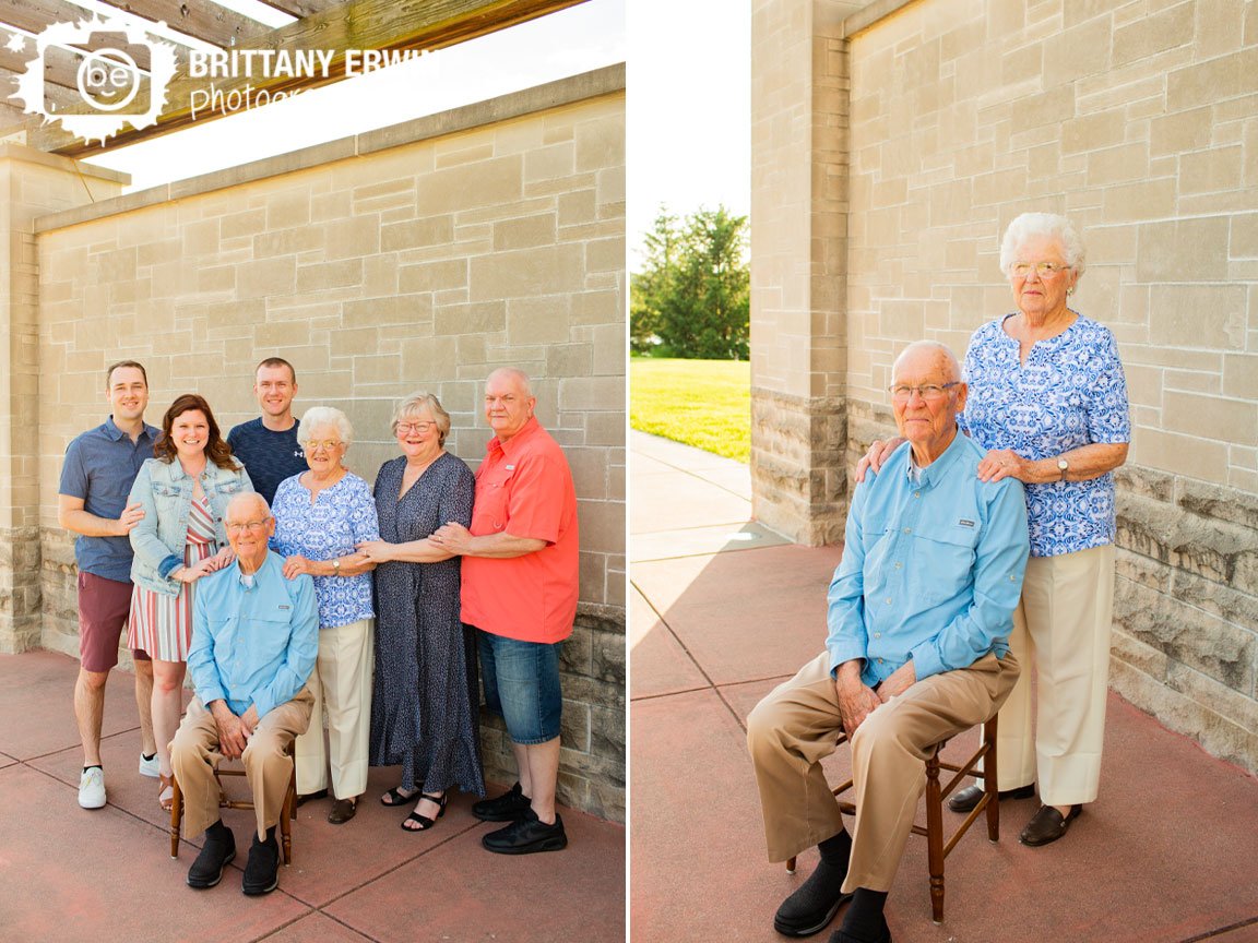 family-portrait-photographer-group-with-grandparents-parents-and-grandchildren-outside.jpg