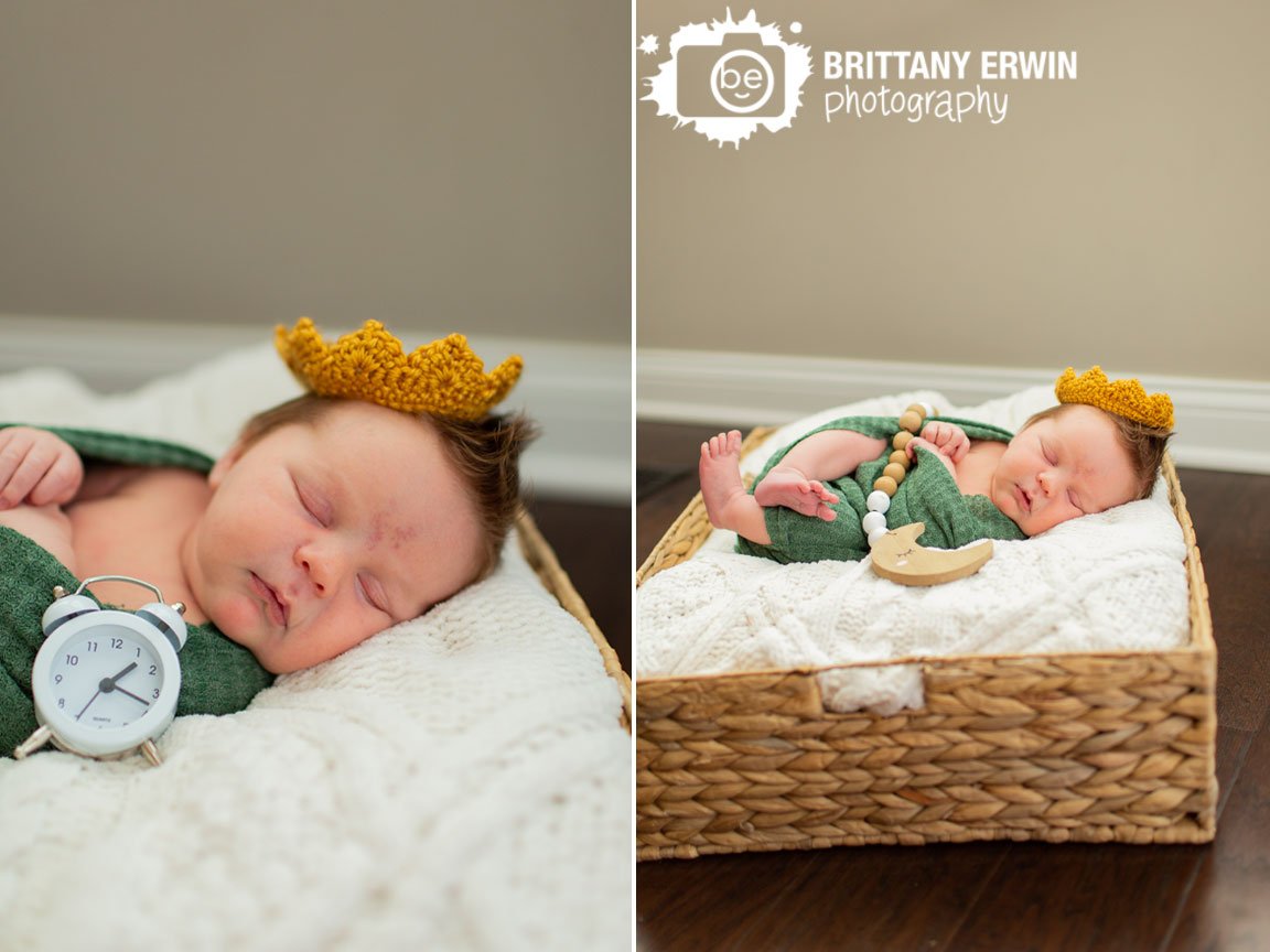 baby-boy-with-alarm-clock-to-birth-time.jpg
