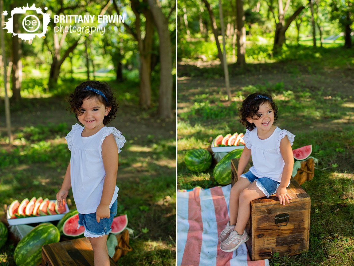 Indianapolis-portrait-photographer-girl-on-crate-outside-watermelon-mini.jpg