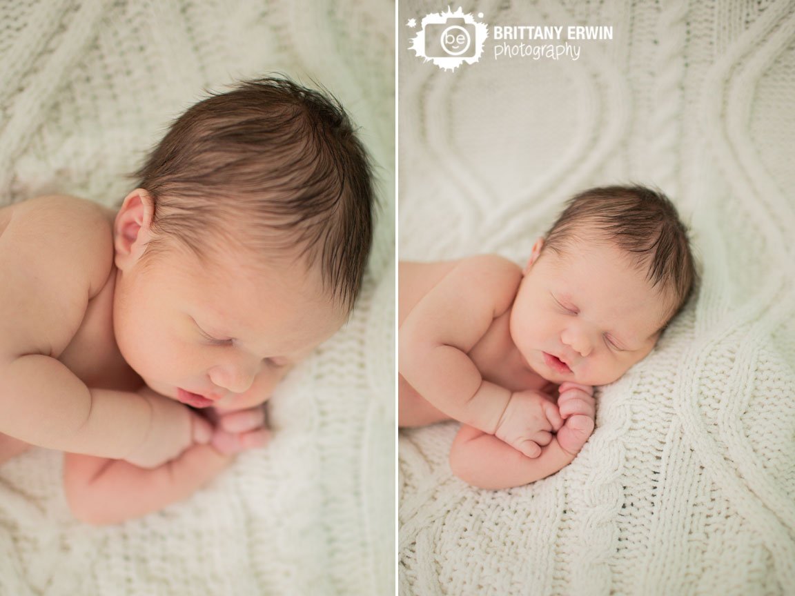 Indianapolis-newborn-portrait-photographer-sleeping-boy-on-knit-blanket.jpg