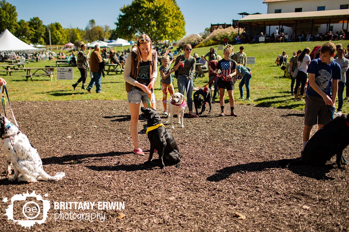 pet-owners-with-dogs-Labapalooza-LOLIN-event-photographer.jpg