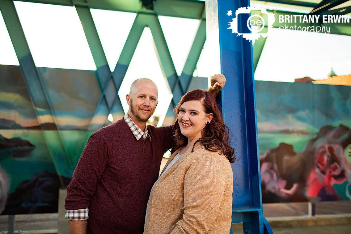 Couple-with-mural-Fountain-Square-engagement-session.jpg