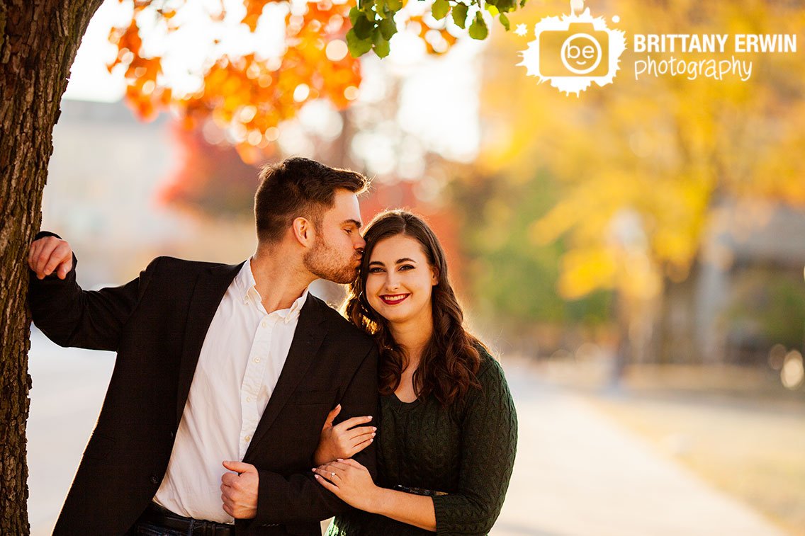 Indianapolis-engagement-portrait-photographer-downtown-couple-in-fall.jpg
