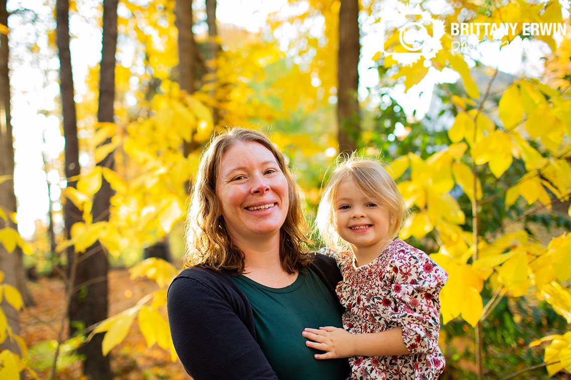 Indianapolis-family-portrait-photographer-mother-daughter-fall-trees.jpg