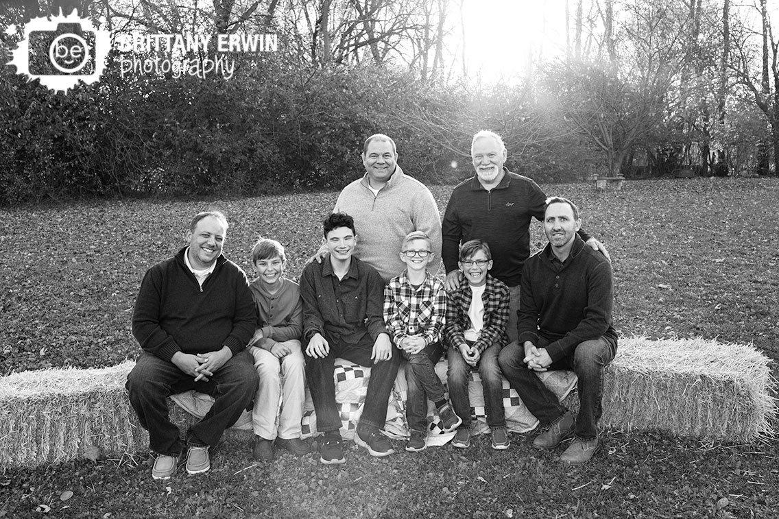 Indianapolis-group-portrait-boys-grandfather-brothers-grandkids.jpg
