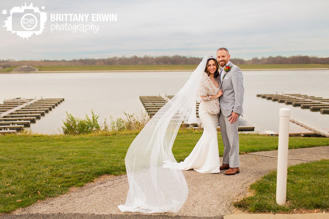 Indianapolis-wedding-photographer-Ricks-Boatyard-Cafe-couple-by-water-marina-docks.jpg