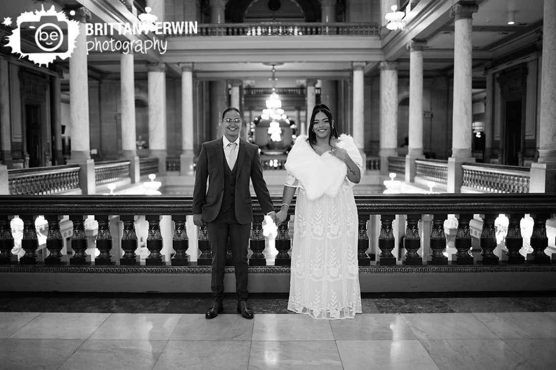 Indianapolis-wedding-photographer-indoor-ceremony-space-state-house-downtown-indy.jpg