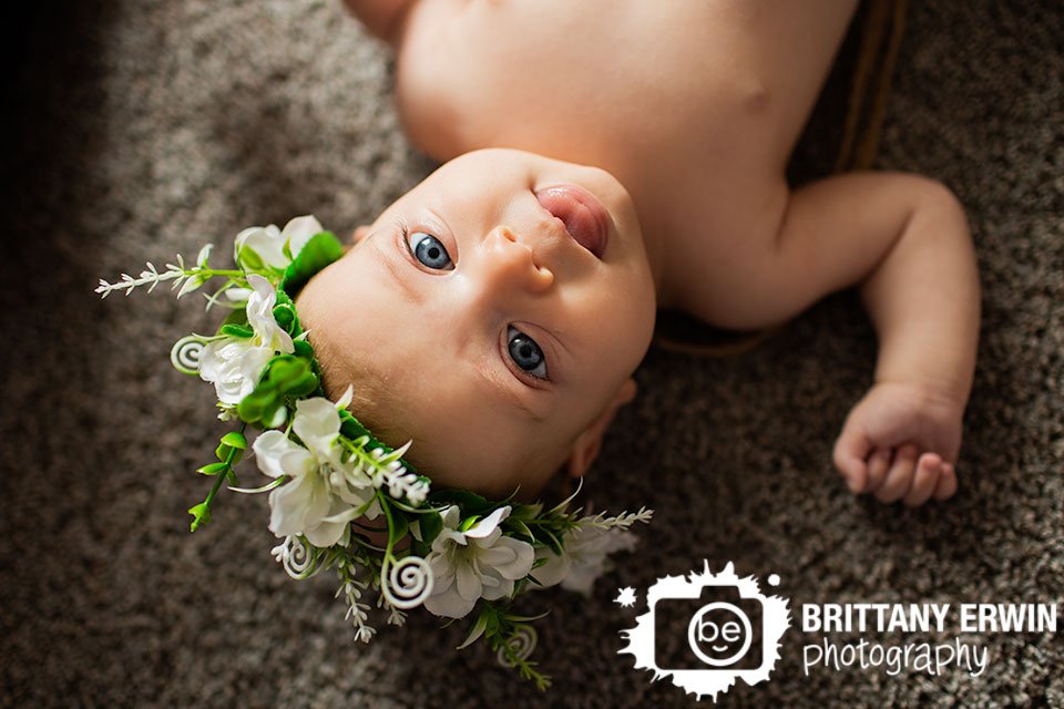 Indianapolis-portrait-photographer-baby-girl-with-spring-white-flower-headband.jpg