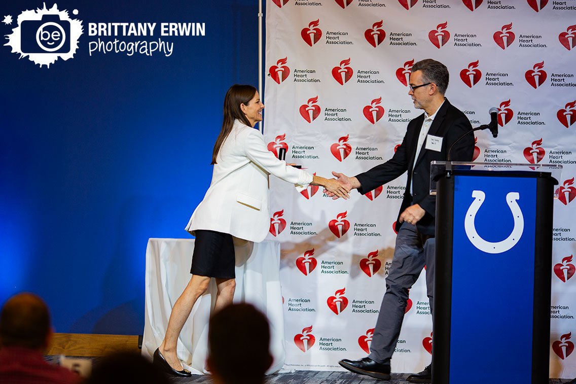 award-presentaiton-shaking-hands-American-Heart-Association.jpg