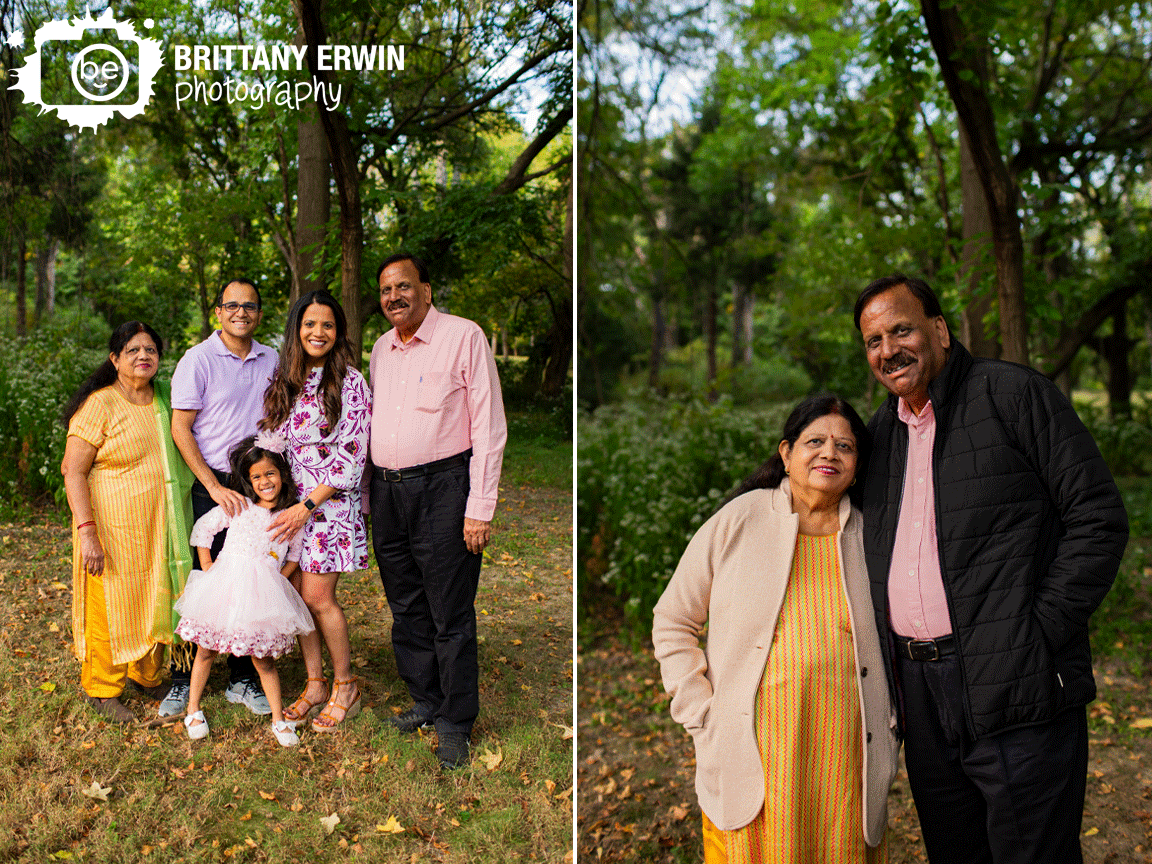 Outdoor-fall-family-portrait-photographer-group-Indianapolis.gif