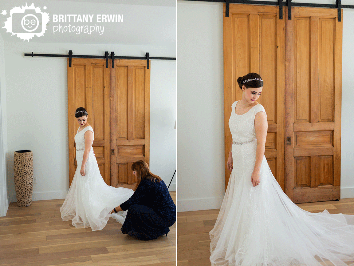 bride-getting-ready-with-mother-before-wedding.gif