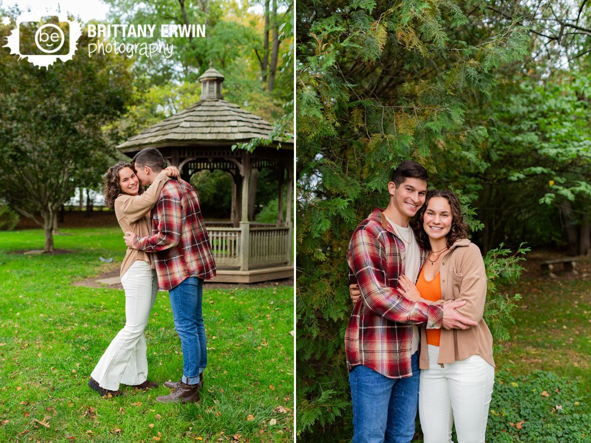 couple-fall-engagement-portrait-photographer.jpg