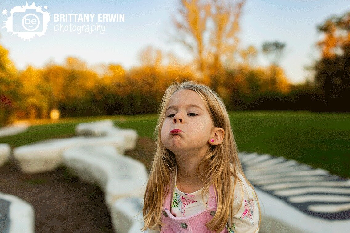 I know of a few kiddos less than excited for this Monday with fall break coming to an end.
Happy Monday! 🍁😜🍂
.
..
.
#brittanyerwinphotography #monday #pout #poutyface