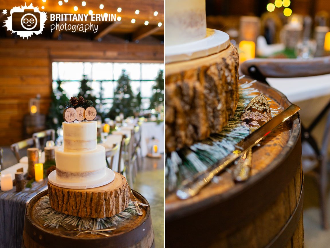 3-Fat-Labs-wedding-photographer-cake-on-barrel.jpg