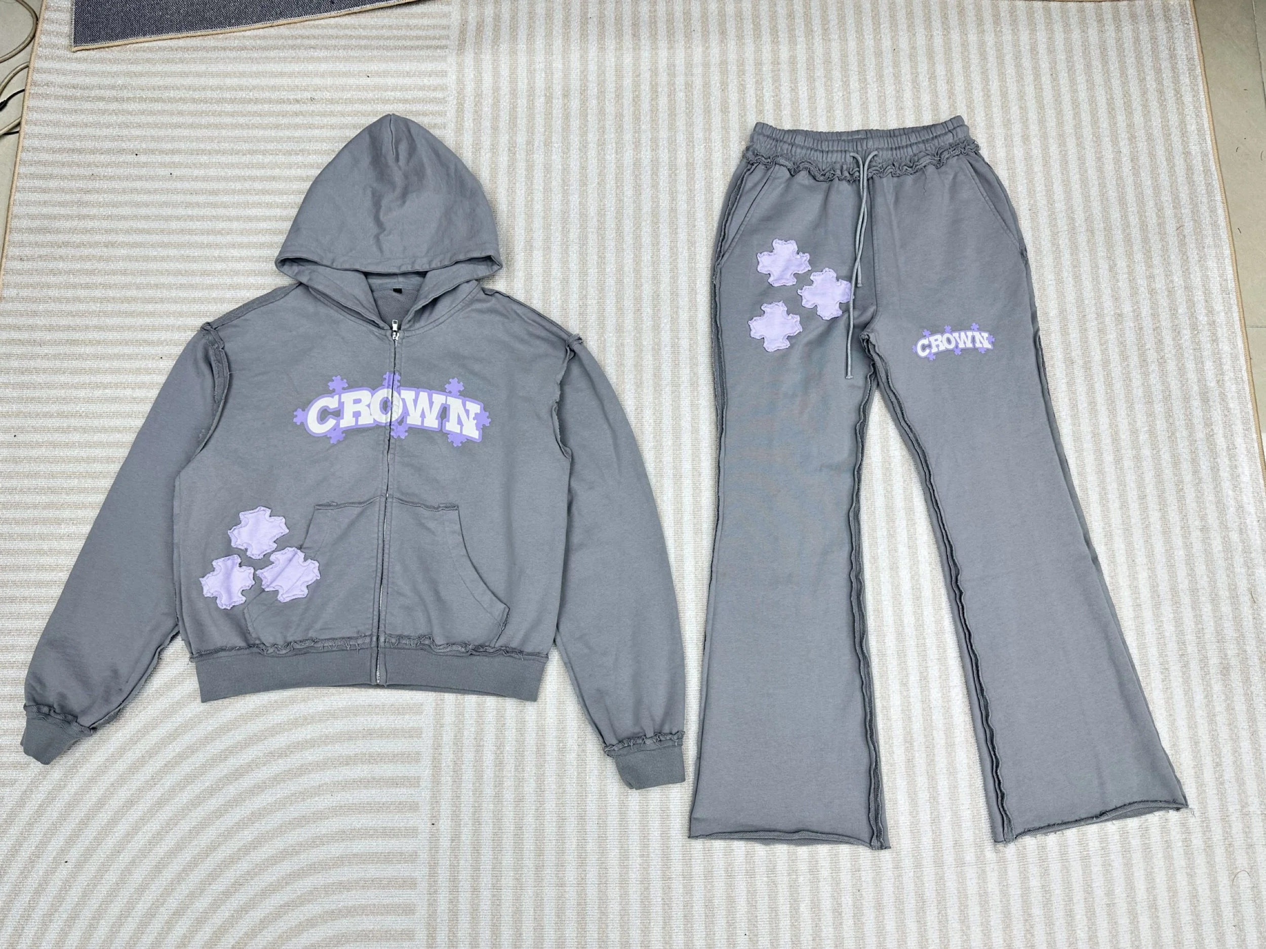 'Puzzled Distressed' Sweatsuit