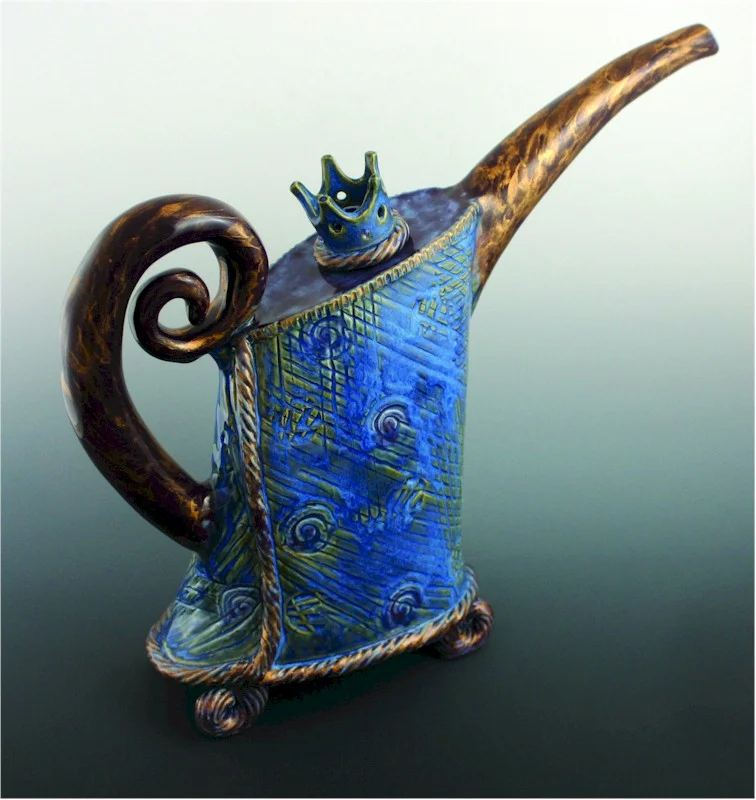 walls_teapot_small.jpg