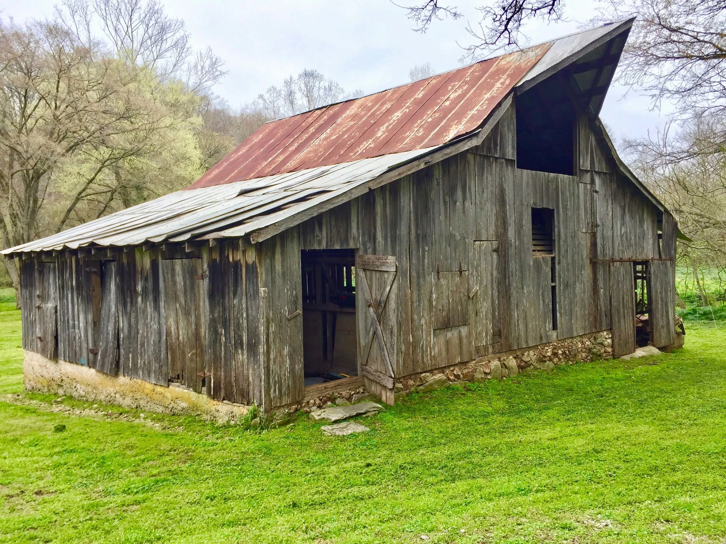 6-Coler-Barn-Homestead-The Sibbett Group.jpg