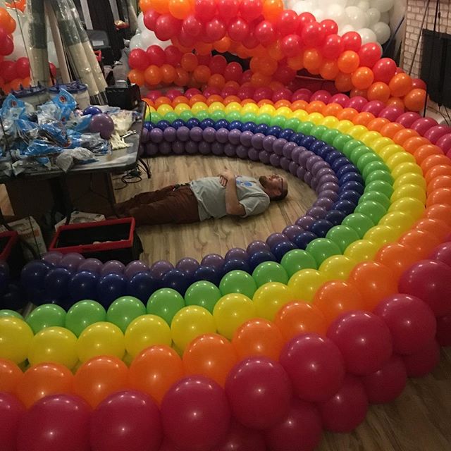 Been an awesome pride month now time for a nap! #pride #rainbow #rainbowlife #balloons #balloonsatx #balloonsaustin #eventplanner #balloonsbynatethegreat