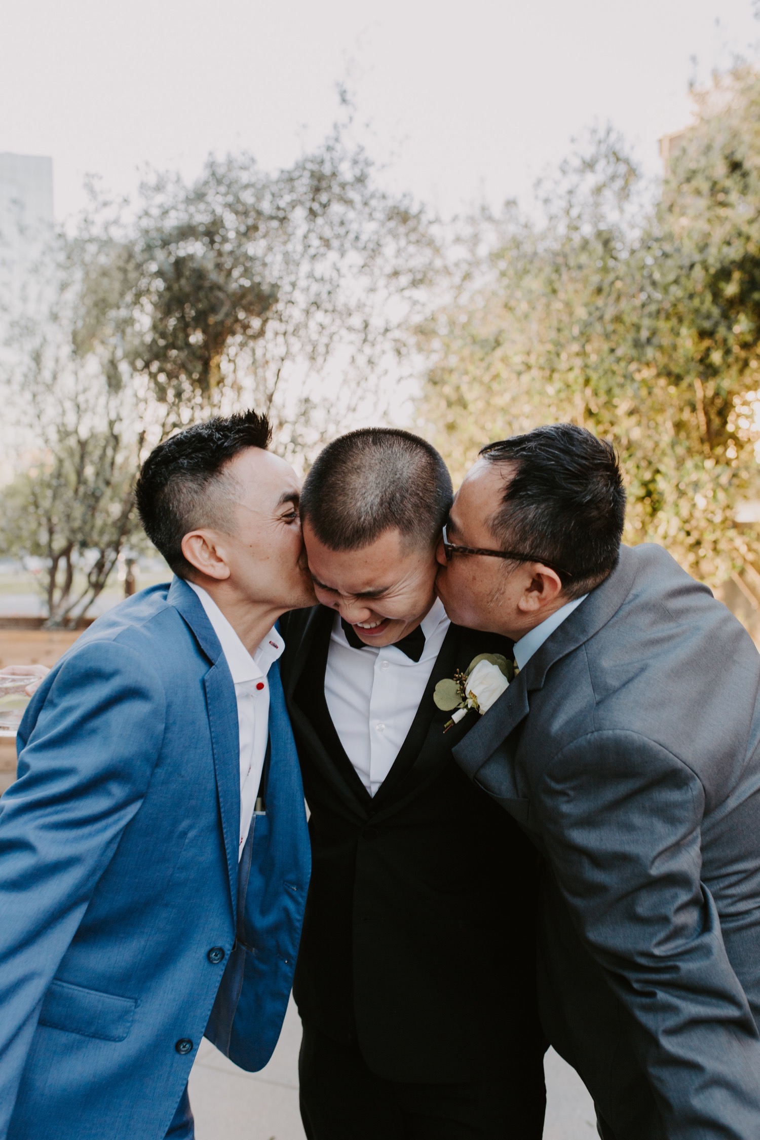 twenty-eight-irvine-wedding-california-traditional-vietnamese-tea-ceremony73.jpg