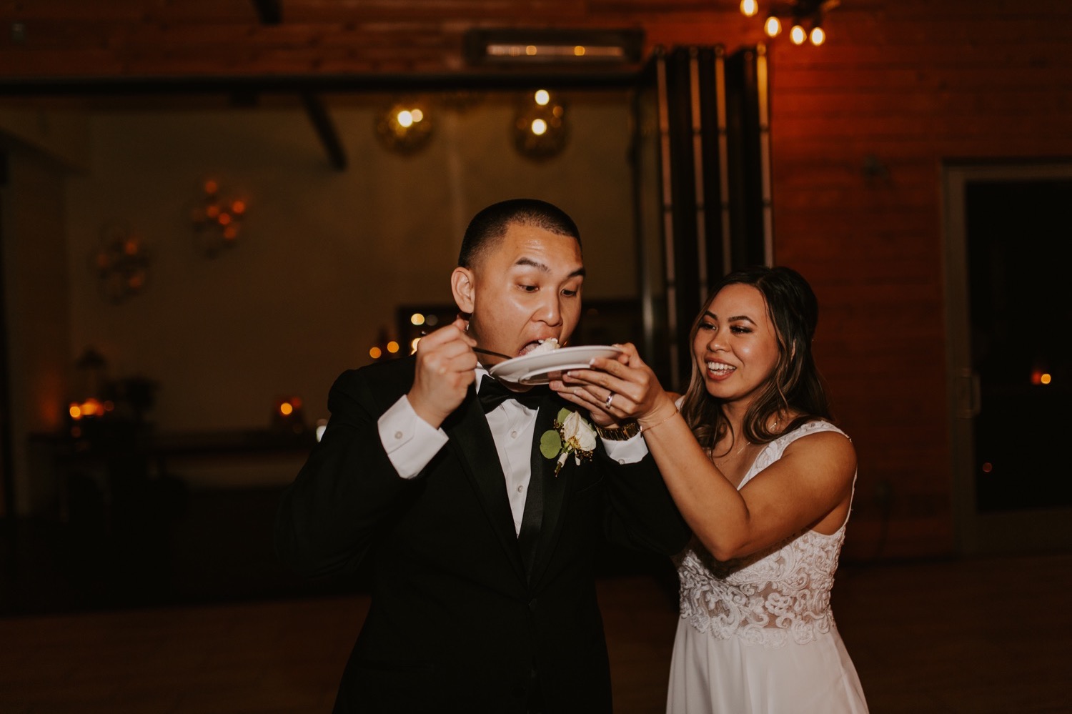 twenty-eight-irvine-wedding-california-traditional-vietnamese-tea-ceremony83.jpg