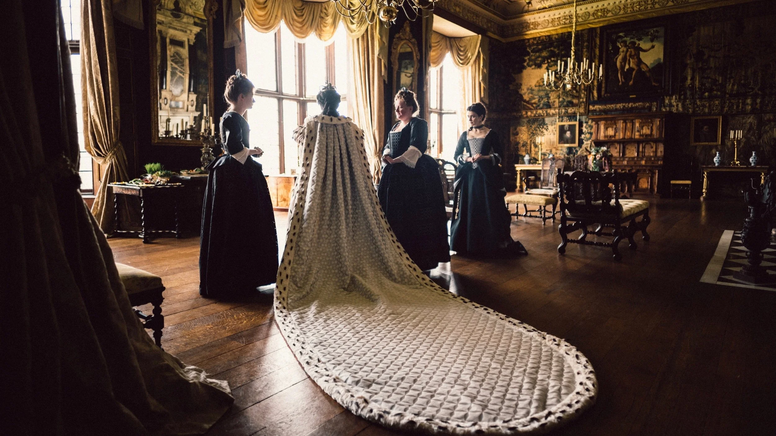 The Favourite.jpg