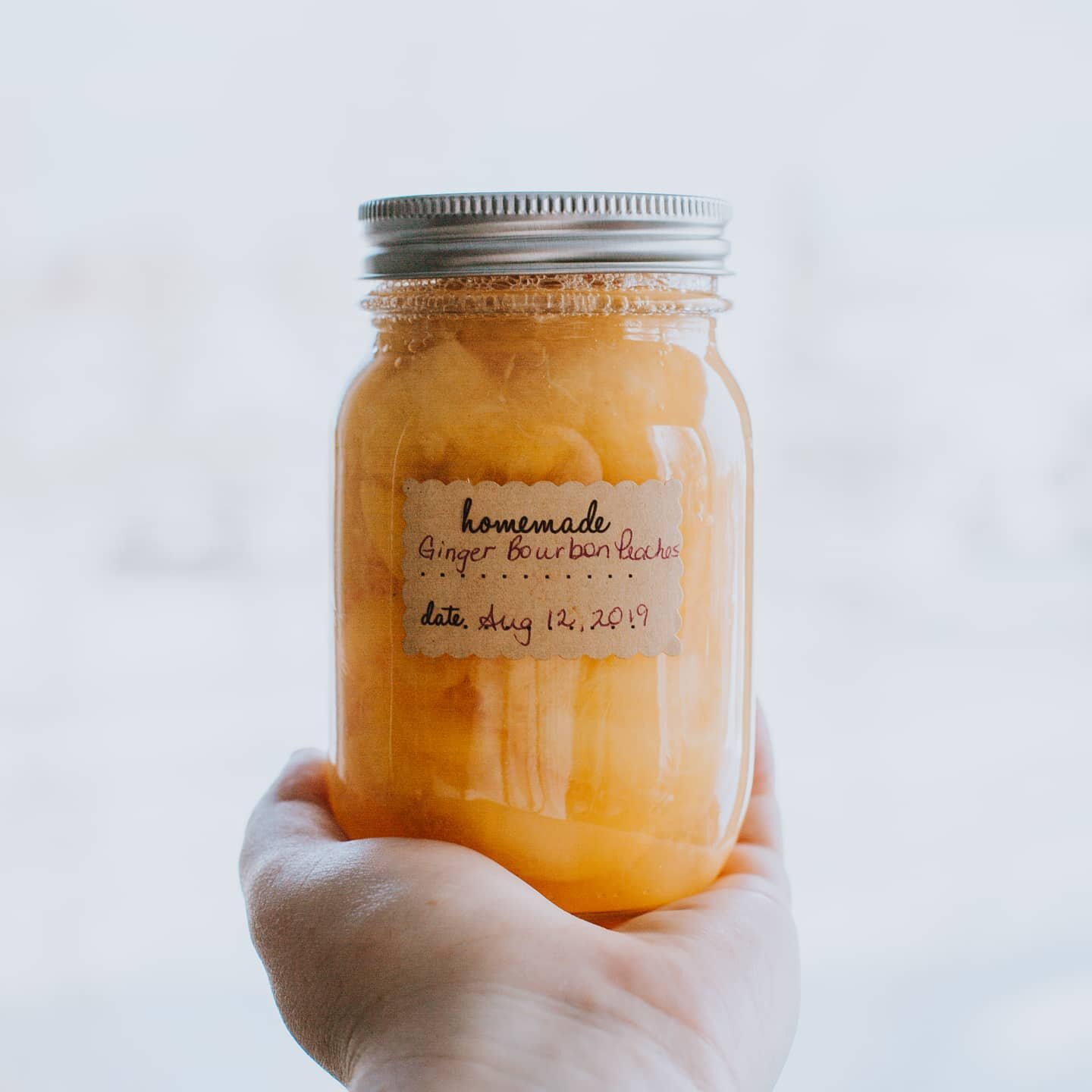 Ginger bourbon peaches!  Need I say more😋 #canningculture #cannedfoodmonth #proudlyhomemade #BallProudlyHomemade #ballcanning #bernardin #cannedfruit #jars #environmentallyfriendly #environmentallyconscious #recycleyourjars #healthylifestyle #health