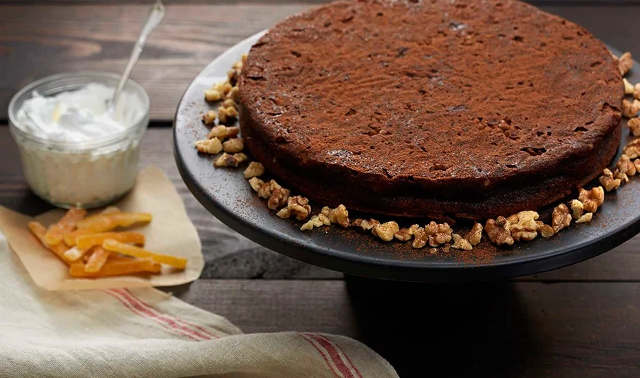 flourless-orange-chocolate-cake-with-walnuts.jpg