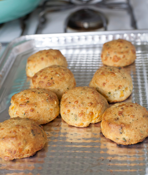 cheddar-bacon-biscuits.png