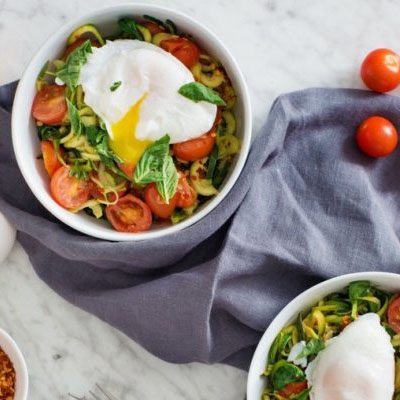 Zucchini-Noodles-Poached-Egg.jpg