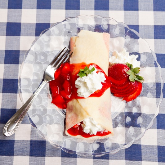 strawberry-crepe.png