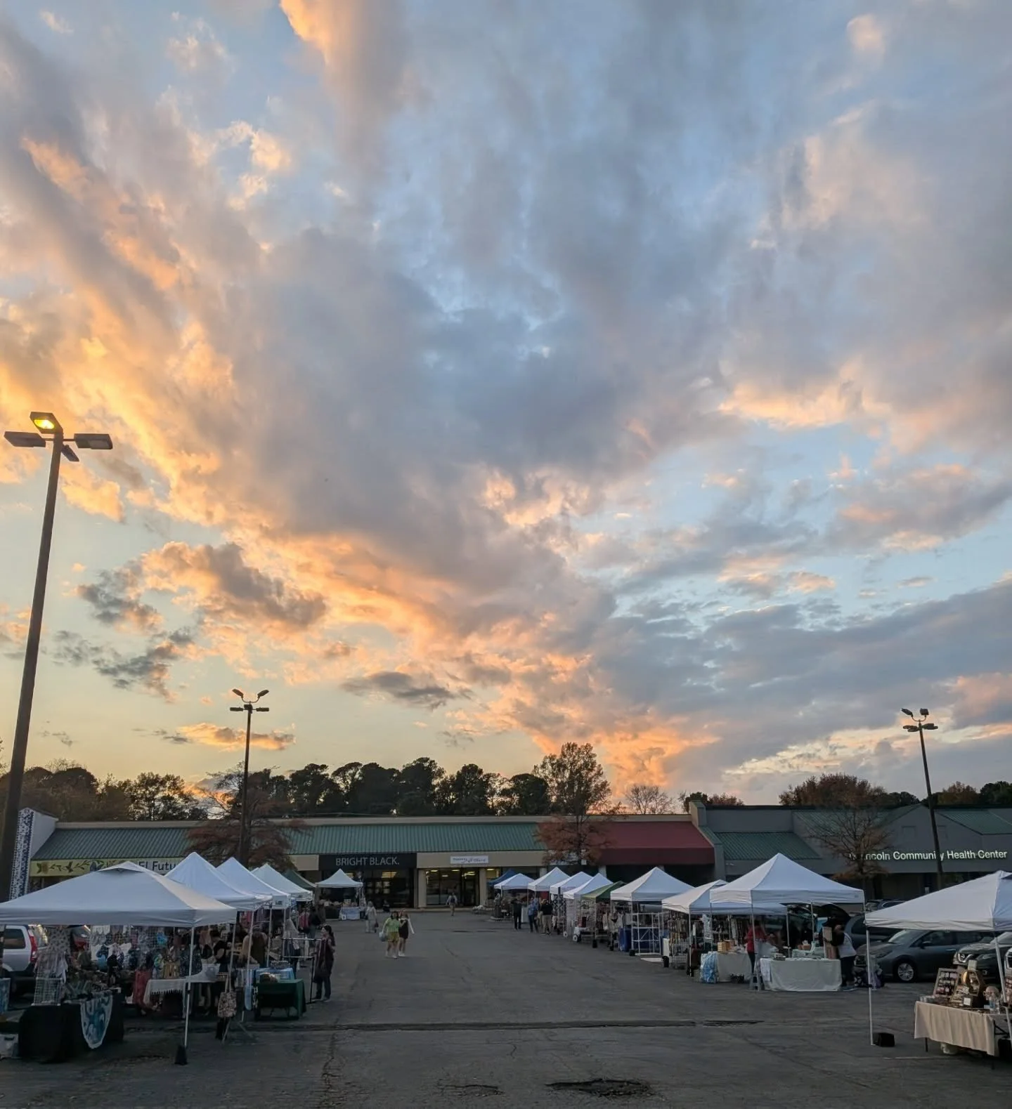 We had such a wonderful Fall Festival on Saturday! Many thanks to all the great vendors and organizations that joined us, and everyone who came out and shopped, chatted, laughed, connected, and enjoyed the gorgeous weather. Give a big round of applau