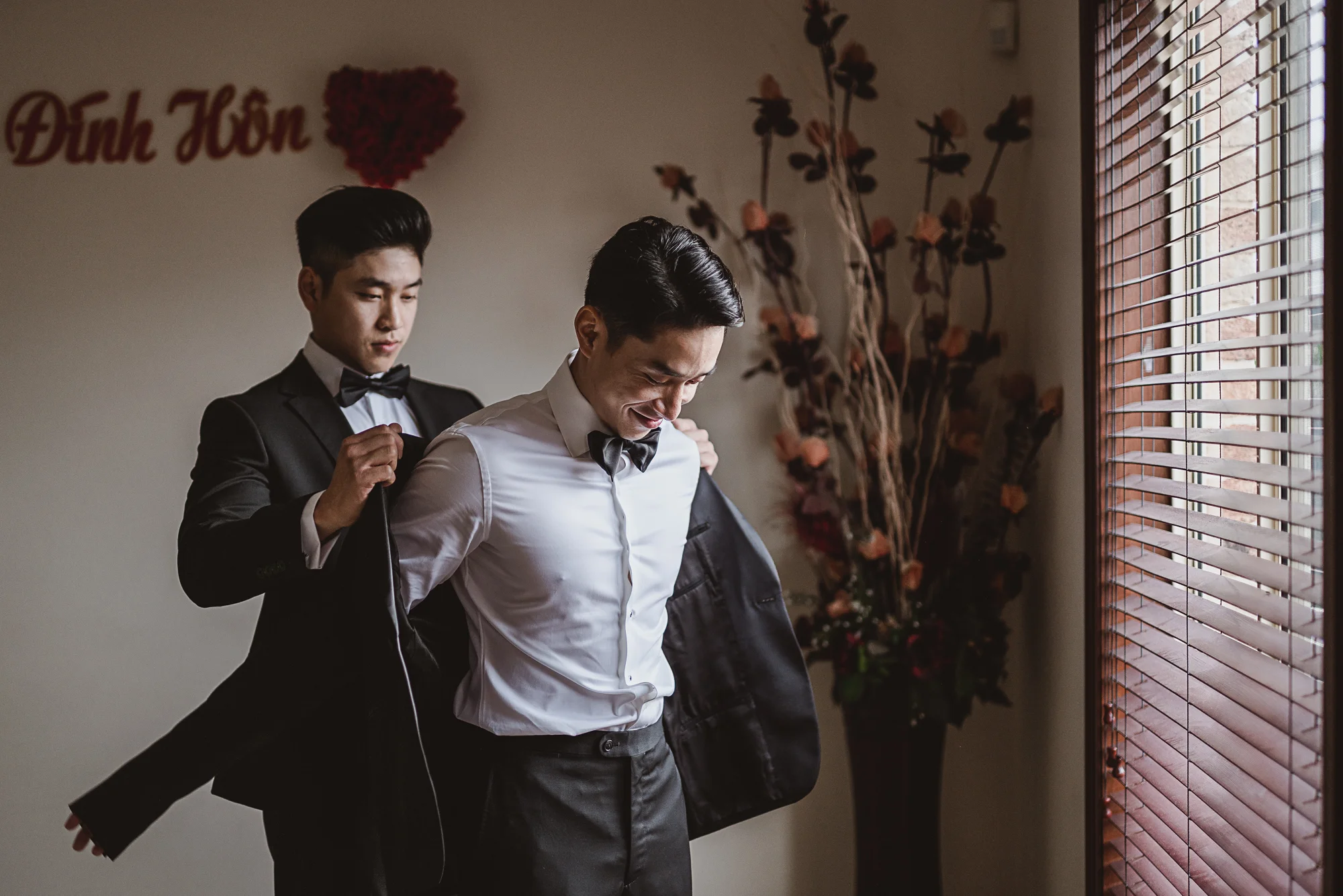 2.Groom Prep 031 of 37.jpg