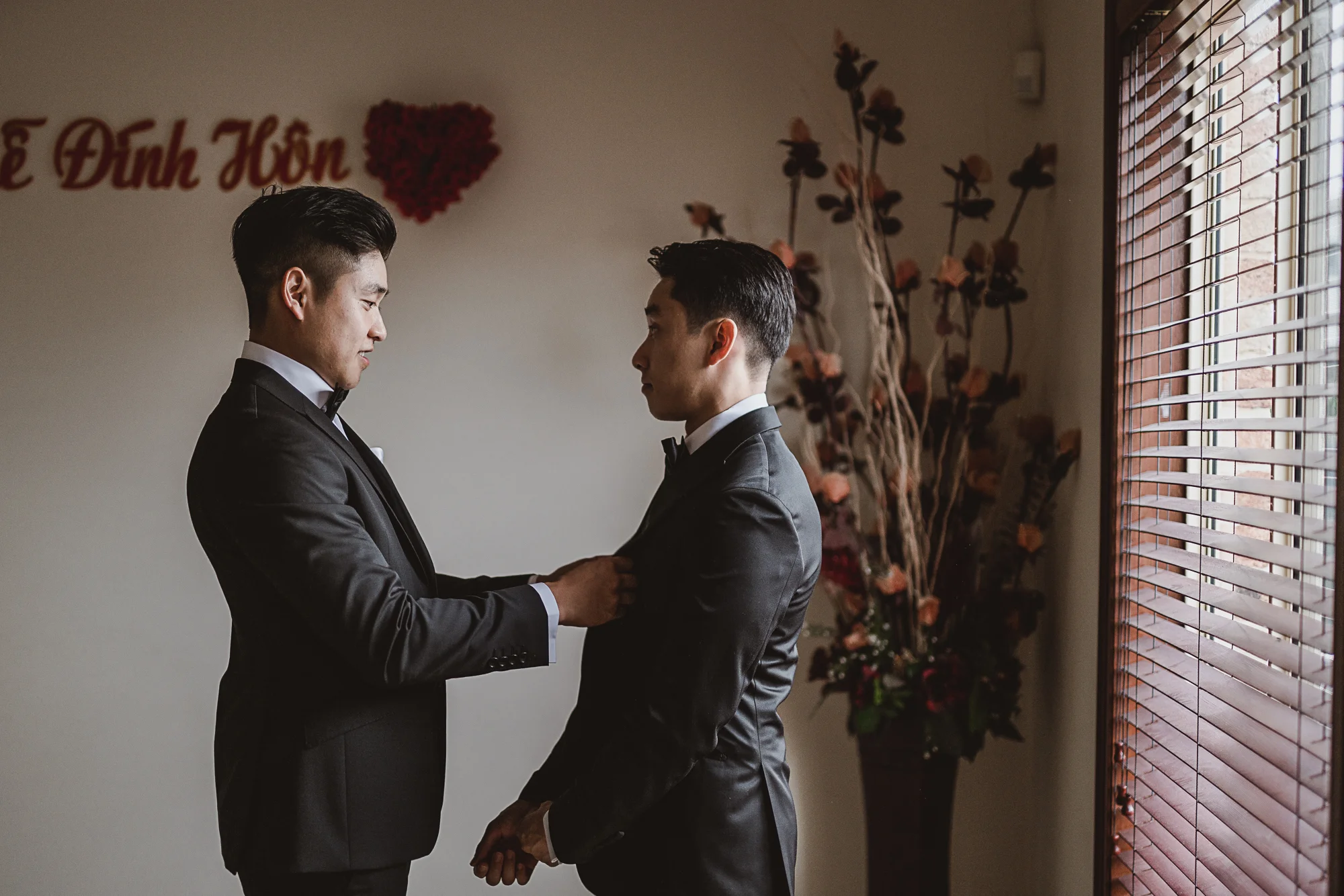 2.Groom Prep 033 of 37.jpg