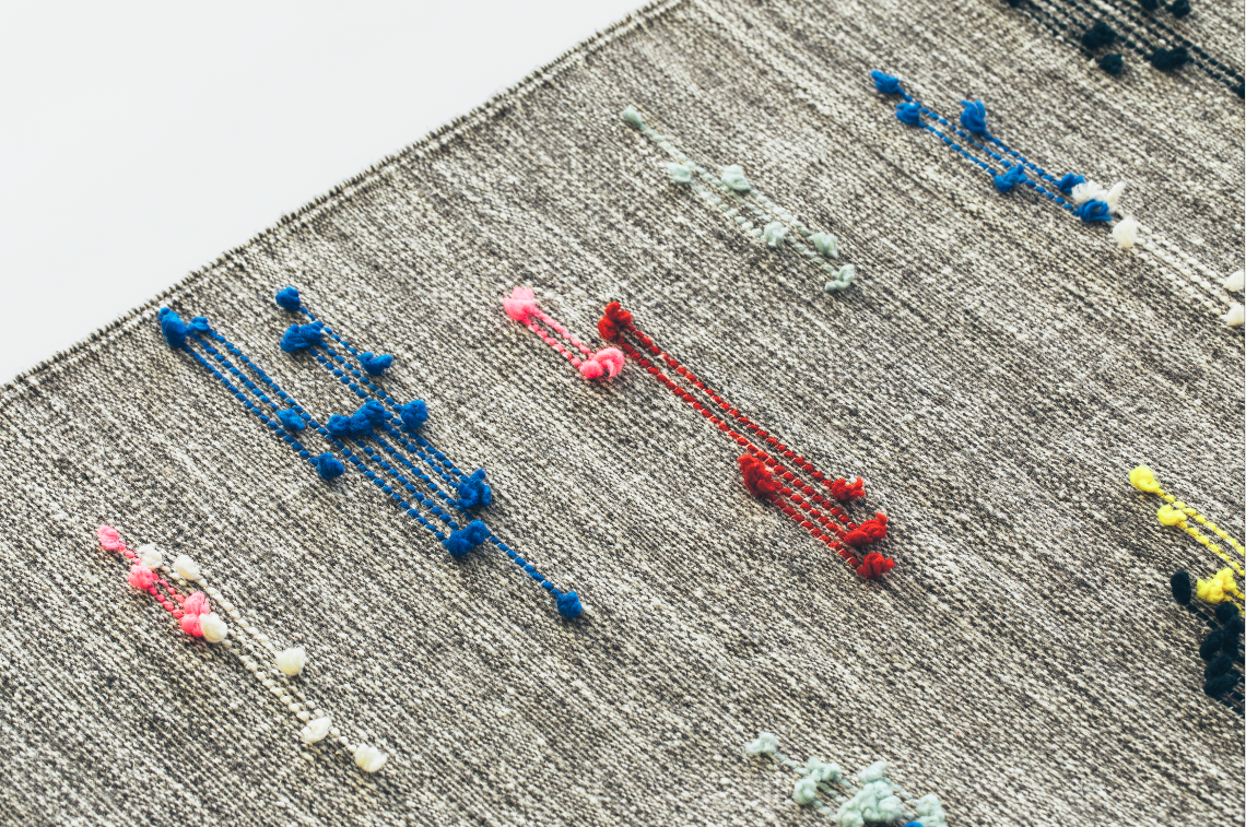 gray_interstate_contemporary_area_rug_close