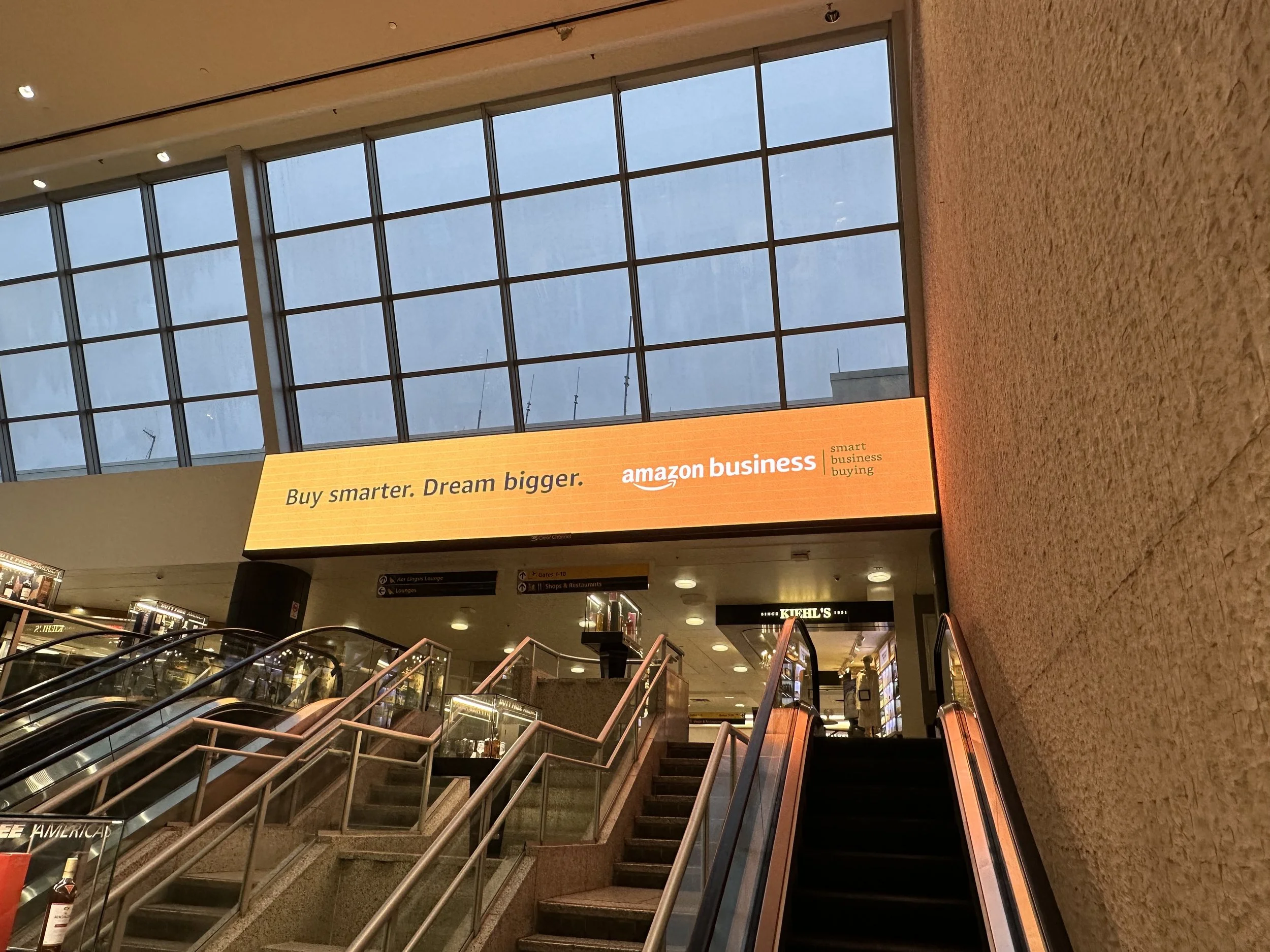 AIR_JFK_LED-1_Digital_LED_AmazonBusiness_20230417 (2).jpg